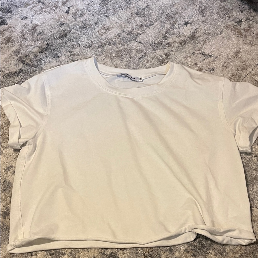 Women's White crop top tee